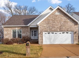 345 Newport Dr, Saint Peters, MO 63376