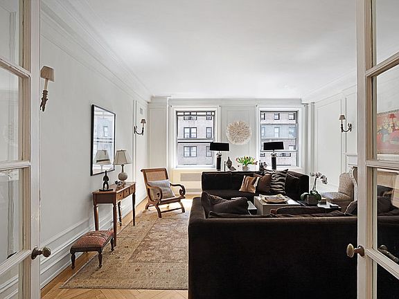 2nd image of 151 W 86th St APT 6D