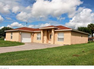 305 W Sugarland Cir, Clewiston, FL 33440