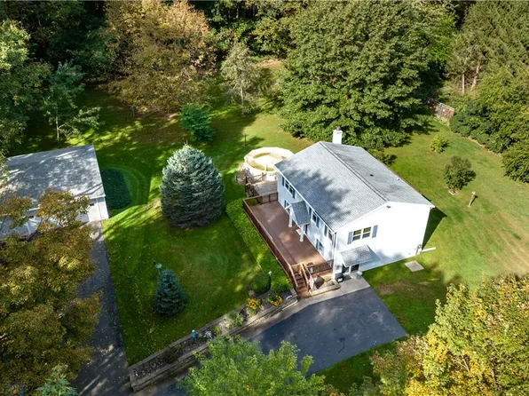 680 Curran Rd, Shortsville, NY 14548