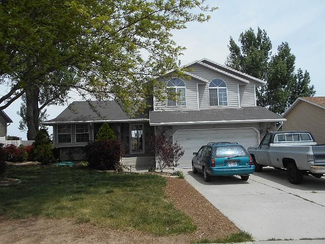 1st image of 2262 W Autumn Wood Ln
