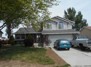 2262 W Autumn Wood Ln, Taylorsville, UT 84129