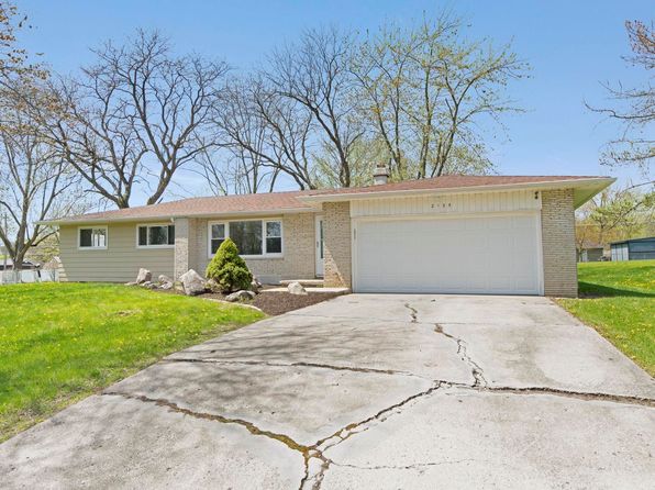 2135 Otsego Dr, Fort Wayne, IN 46825