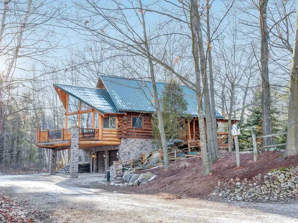 7203 County Rd E, Abrams, WI 54101
