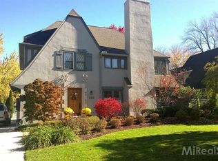 1112 Kensington Ave, Grosse Pointe Park, MI 48230