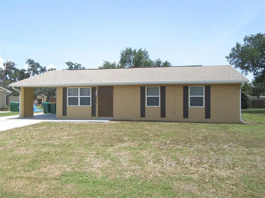 3 bed, 2.0 bath, 1120 sqft, $1,675 — Photo 2