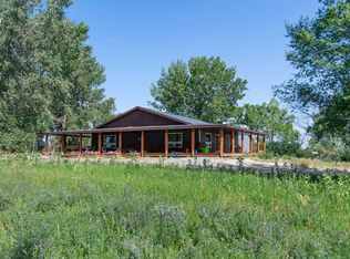 548 Burma Rd, Riverton, WY 82501