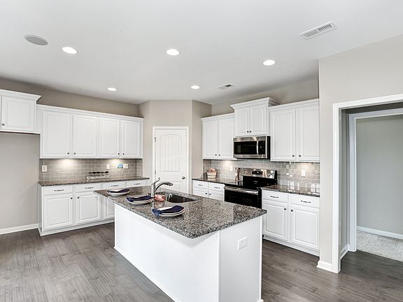 This is a model representation, not the actual home