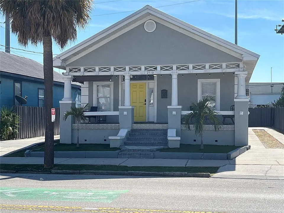2510 W Main St