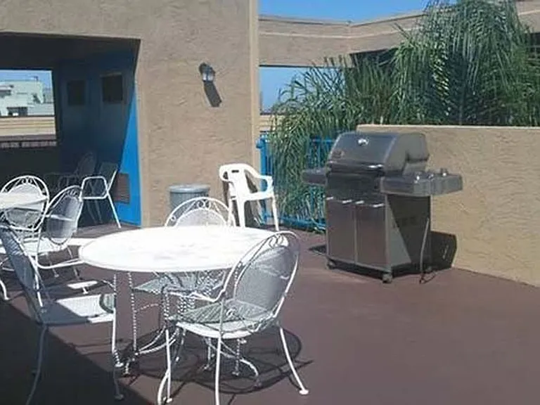 Georgia Regency Senior Apartments — Photo 13