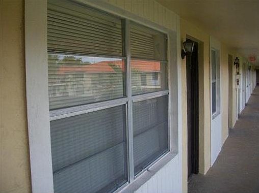 5th image of 1200 SW 52nd Ave #2061