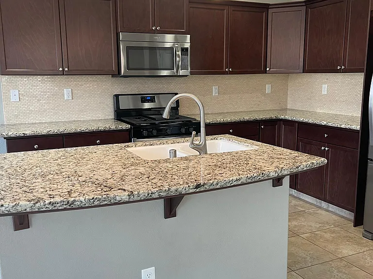 2042 E Christensen Dr — Photo 6