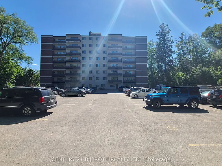 37 Peel St #808 — Photo 14