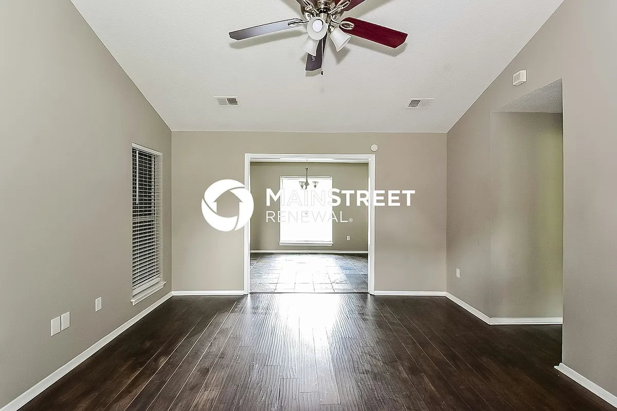 Living Room - 6455 Walnut Grove Rd