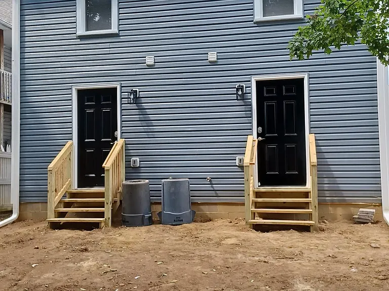 137 Hamilton Ave — Photo 3