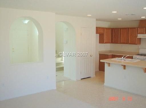 4th image of 5324 Talaverde Heights St