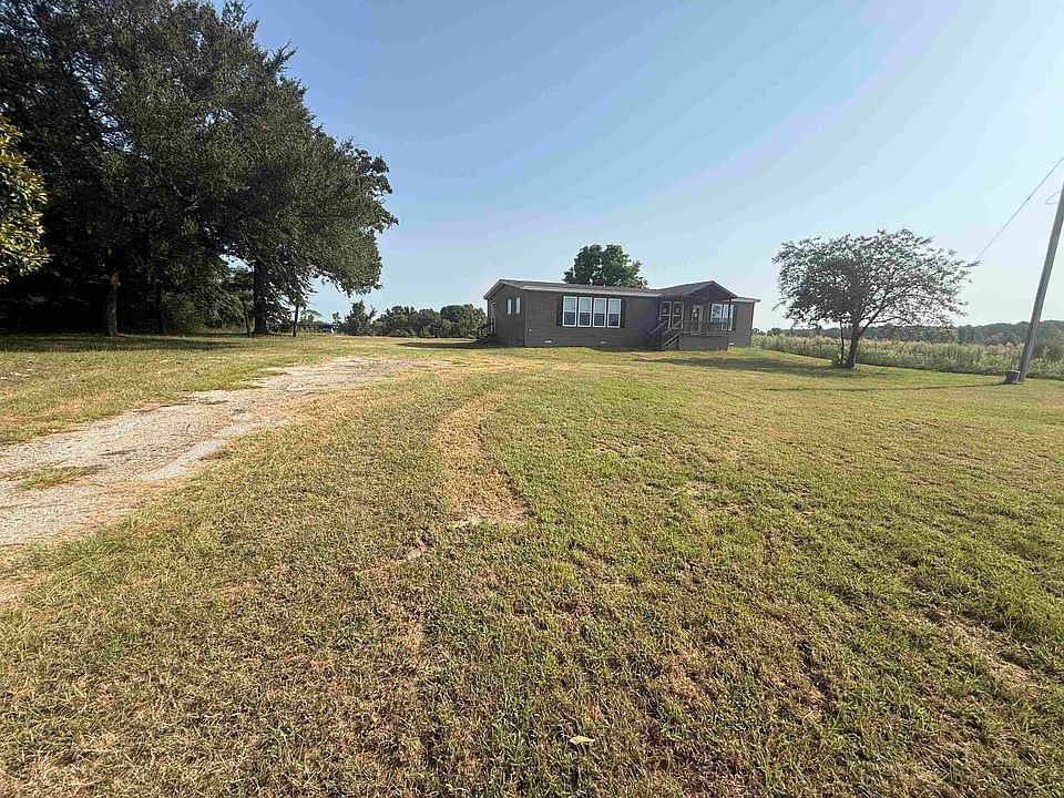 1st image of 3106 Chipmunk Rd
