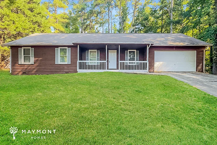 3 bed, 2.0 bath, 1448 sqft, $1,745 — Photo 1