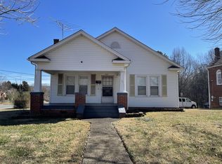 520 Valdese Ave, Morganton, NC 28655