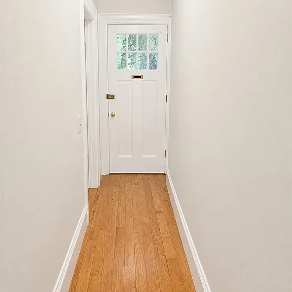 100 Franklin St #1 — Photo 15