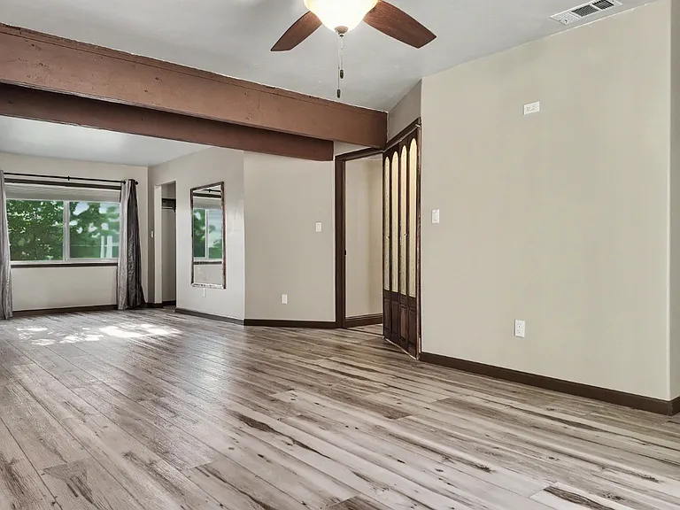860 Watt Ave — Photo 16