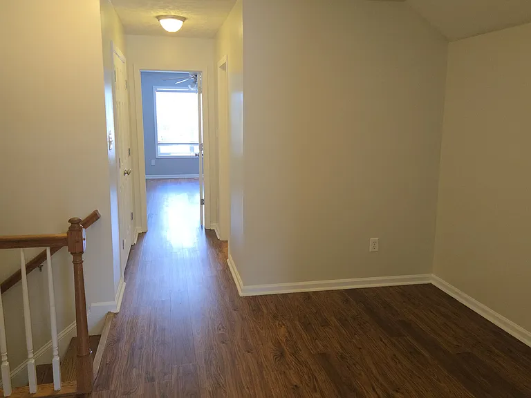 196 Sandspur Ct — Photo 46