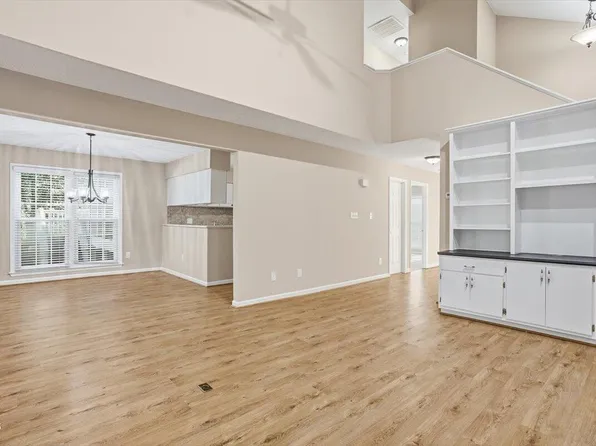 5305 Oliver Ct, Clayton, NC 27520