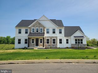 103 Lightfoot Ln, Dillsburg, PA 17019