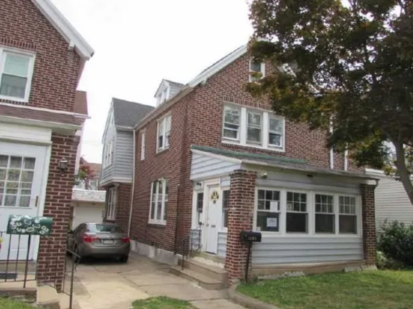1205 Haworth St, Philadelphia, PA 19124
