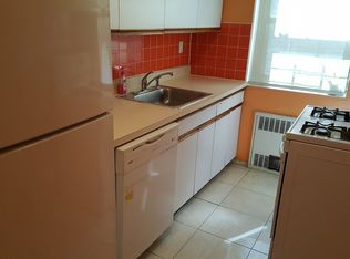 118-60 Metropolitan Ave #1E, Kew Gardens, NY 11415