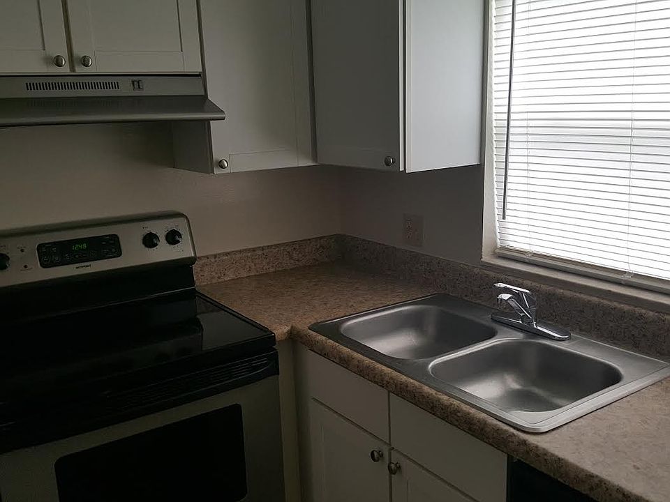 1st image of 4326 Pershing Pt Pl APT 1