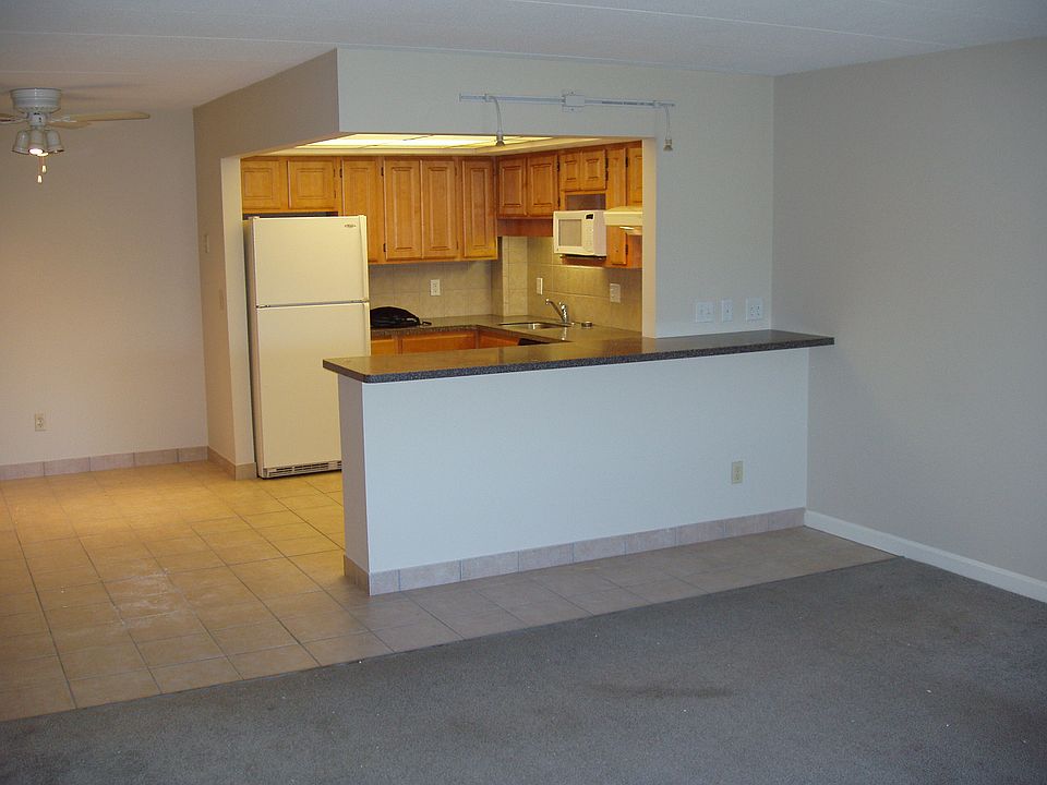 1st image of 566 Washington St APT 22