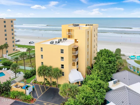 425 S Atlantic Ave #204, New Smyrna Beach, FL 32169