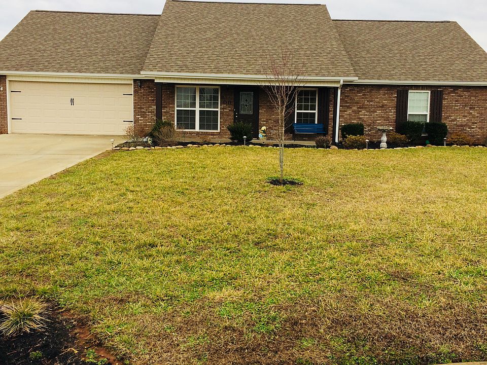 1st image of 2104 Griffitts Mill Cir