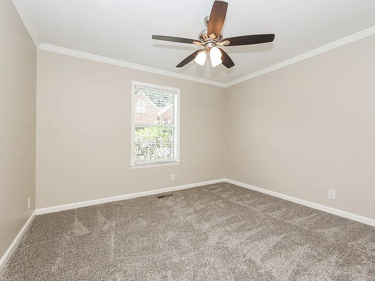 6381 Paddington Way — Photo 14