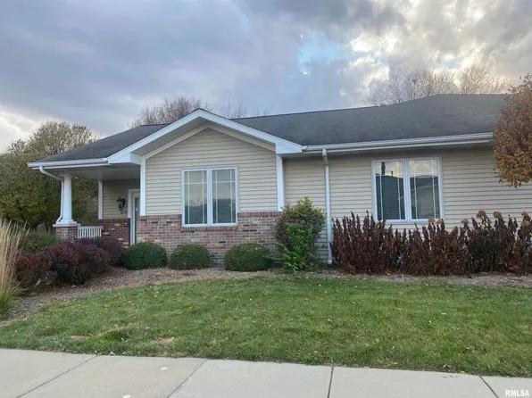 829 Longleaf Ct, Springfield, IL 62711