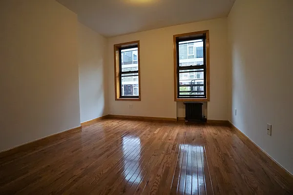 Rented by Compass | media 7