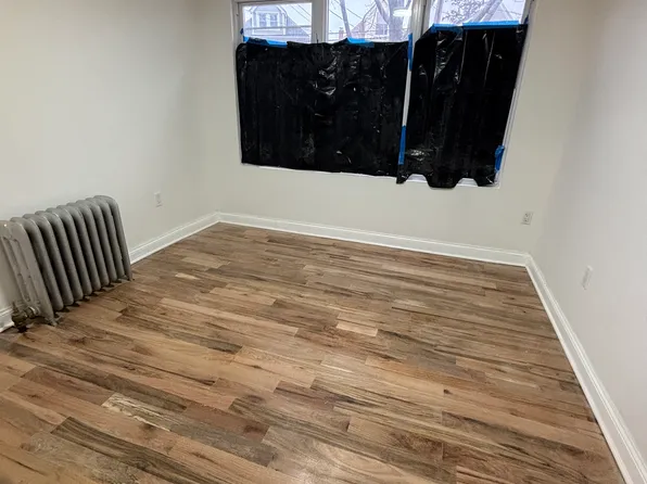 15020 118th Ave Floor 1, Jamaica, NY 11434