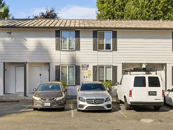 Exterior, total 4 units. The unit for rent is Unit #2, second from left.