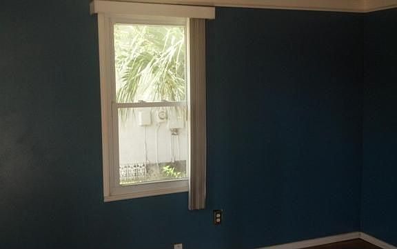 4th image of 3501 50th Ave N