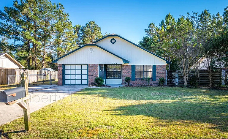 724 Timber Ridge Trl — Photo 1