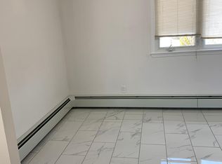 998 Edgegrove Ave FLOOR 1, Staten Island, NY 10309