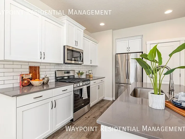 5316 S Redeken Pl — Photo 10