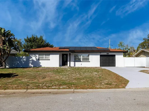 1832 Greenhill Dr, Clearwater, FL 33755