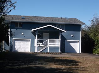 469 Canal Dr SE, Ocean Shores, WA 98569