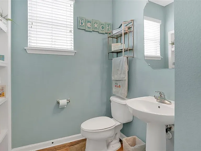 607 Mount Olympus Blvd — Photo 17