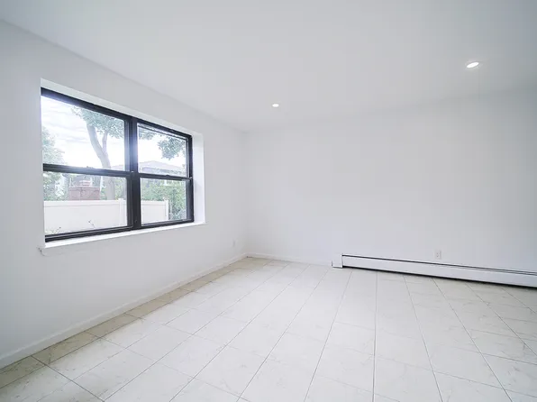 93 Myrtle Avenue image 9 of 18