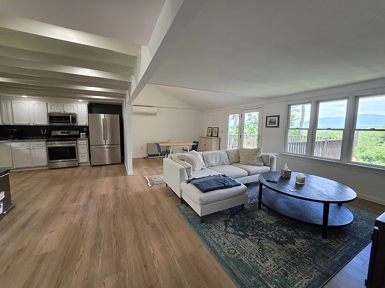 40 Campbell Rd — Photo 20