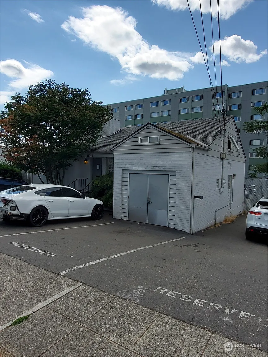 11049 8th Avenue NE photo 1