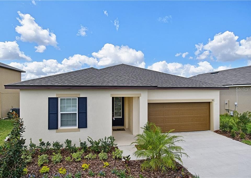 1st image of 921 Fallon Hills Dr